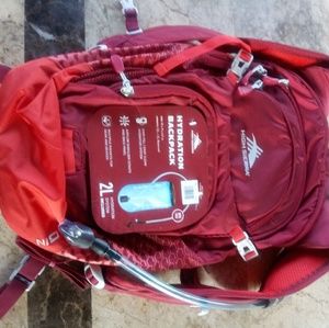 Hydration backpack for hicking